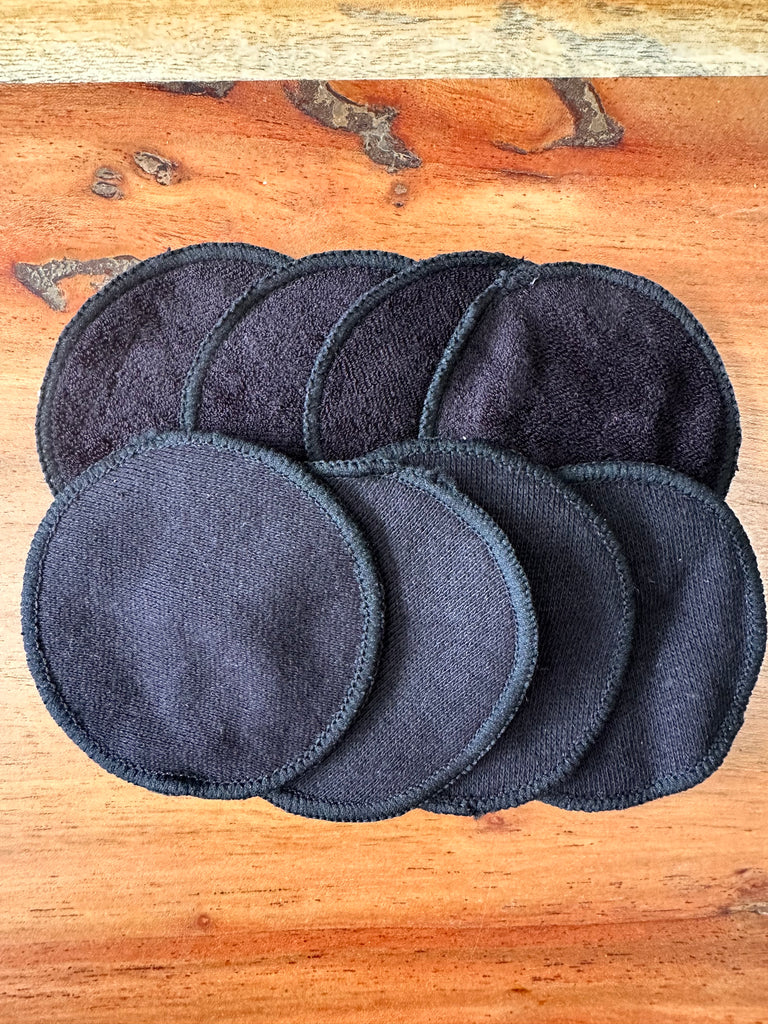 Re-uaseable face pads - hemp and bamboo reuseable face pads - showing bamboo and hemp sides 